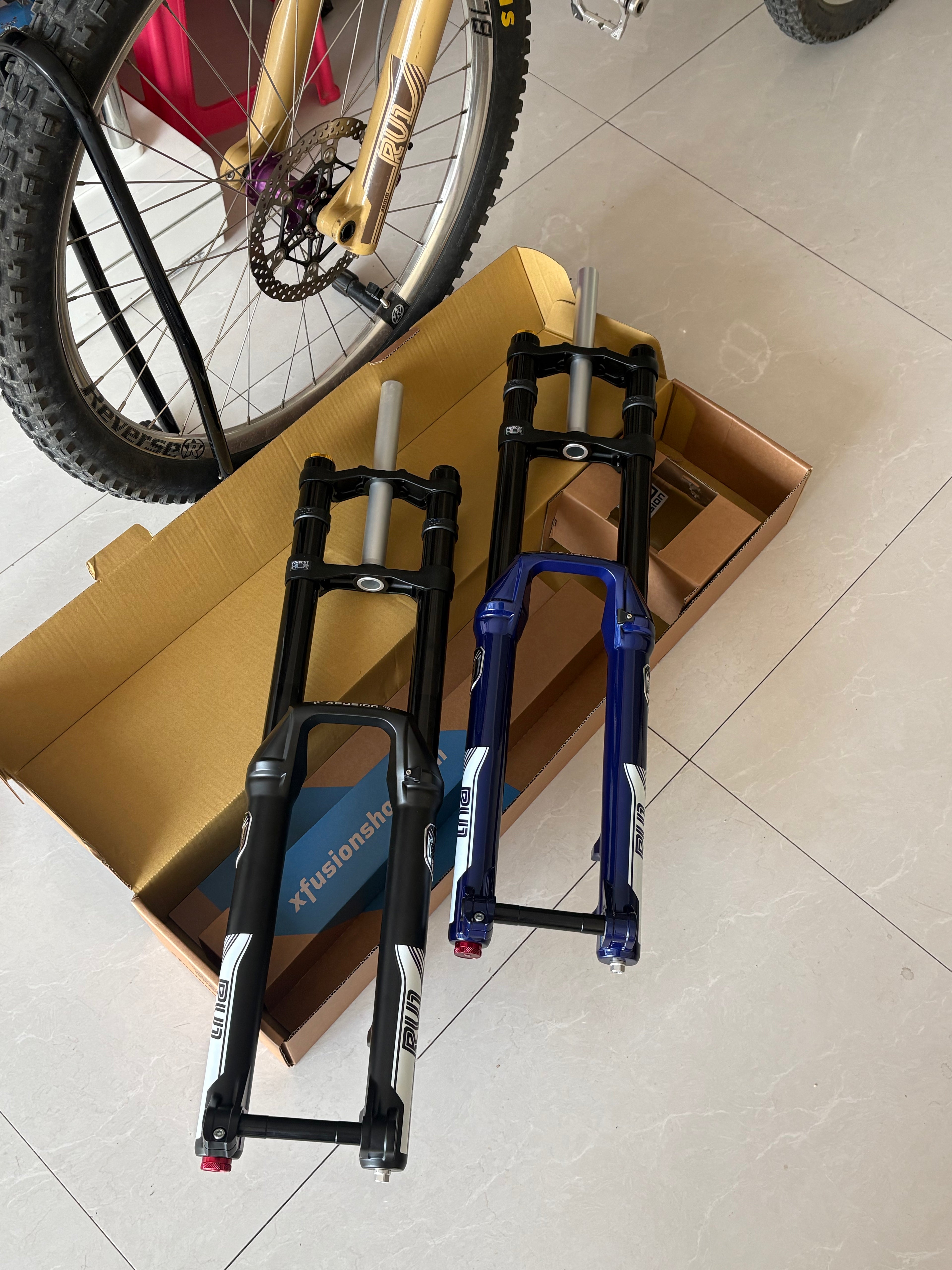 xfusion rv1 2027 downhill fork